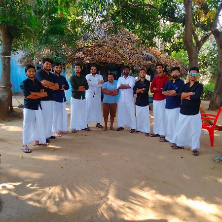 Goldengarden Cottages Hampi Esterno foto